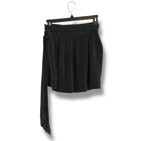 Bcbgeneration Pleated Mini Skirt Side Tie Y2K Size 4 Black Lightweight - Picture 2 of 7